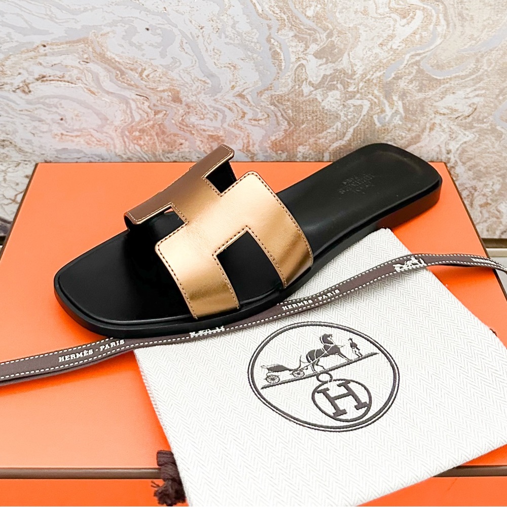 New! Hermes Oran Vert Bronze Flat Sandal - Picture 10 of 11